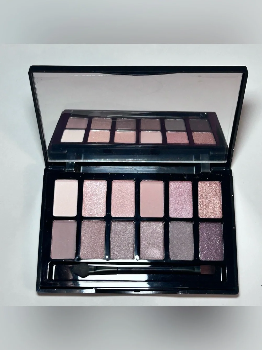 BeCause Cosmetics Rebel Rose Essential Eye Shadow Styling Palette